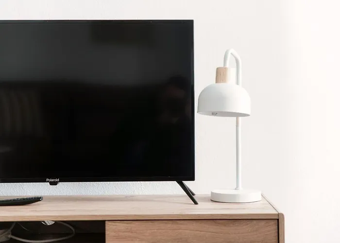 By Quokka 360 - Flats On Piazza Grande דירה לוקרנו