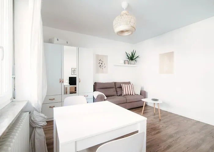 דירה By Quokka 360 - Flats On Piazza Grande לוקרנו