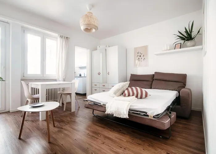 By Quokka 360 - Flats On Piazza Grande דירה לוקרנו