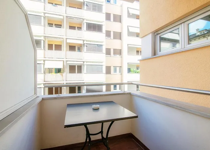 Lägenhet By Quokka 360 - Flats On Piazza Grande Locarno